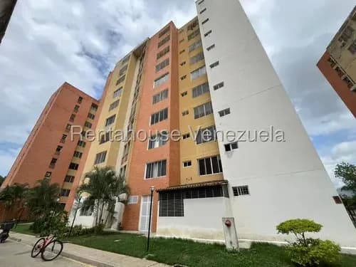 Norma Piña Rah Vende En Doral Country, Naguanagua, Bello Apartamento, Con Todas Las Comodidades. Cod. 26-21089. *** Solo Clientes Directos ***