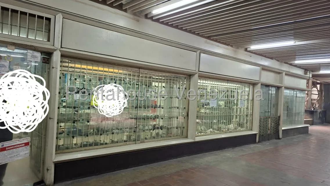 Comercial (Local Comercial) en Venta en Parque Central, Distrito Metropolitano