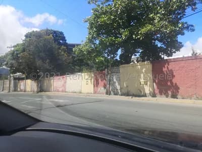 Terreno en venta en El Marques, Guatire, Miranda - $380k