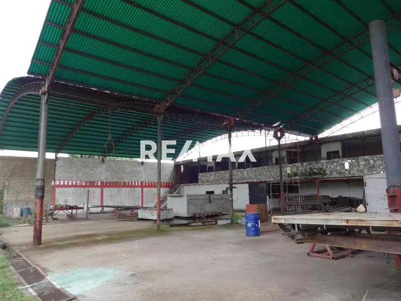 Galpón con Patio en Venta en Pararisito, Vía La Pica, Maturín, Monagas, VE