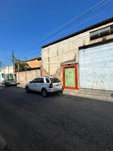 Galpon En Alquiler, (sandra Nino) Av. Bolivar Norte Valencia, Perfecto Para Deposito