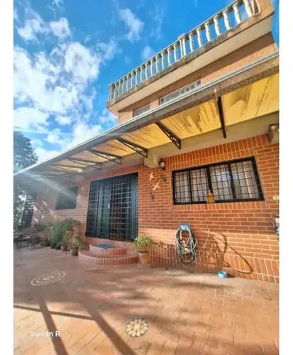 Se Vende Linda Casa Tipo Apartamento Urb Los Picachos Los Teques