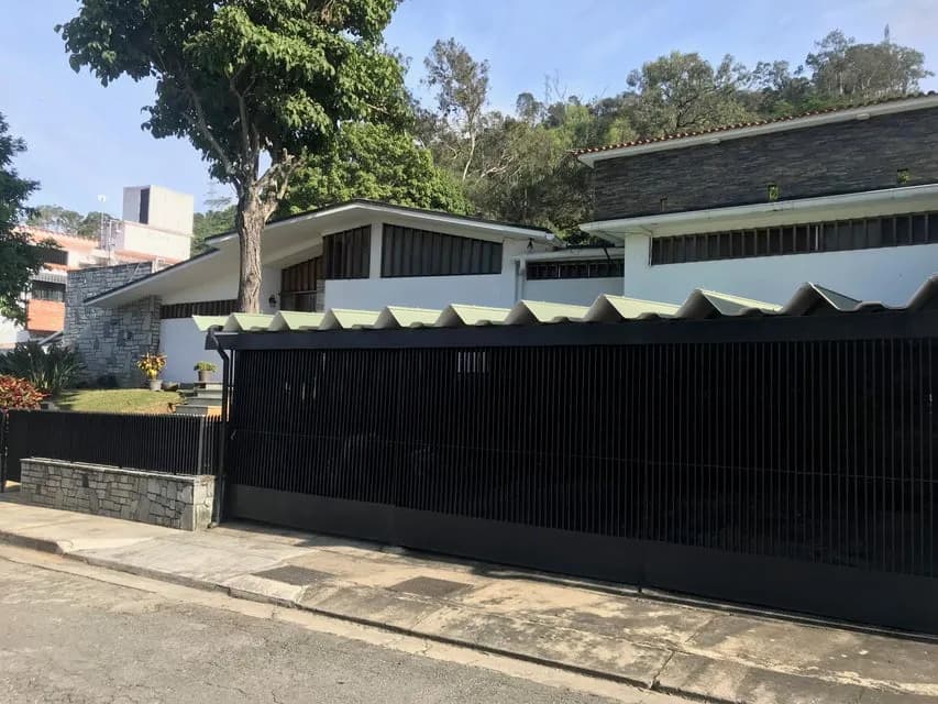 Casa (1 Nivel) en Alquiler en El Marques, Distrito Metropolitano