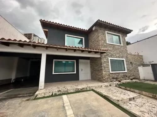 Yuraima Segura Vende Hermosa Casa En Prebo Ii Valencia Estado Carabobo