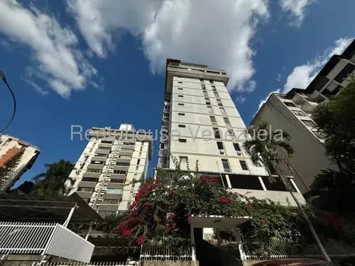 Penthouse En Venta Remodelado En Colinas De Bello Monte, Espectacular Y Con Vista Al Ávila Mls #26-3430 (mr.)
