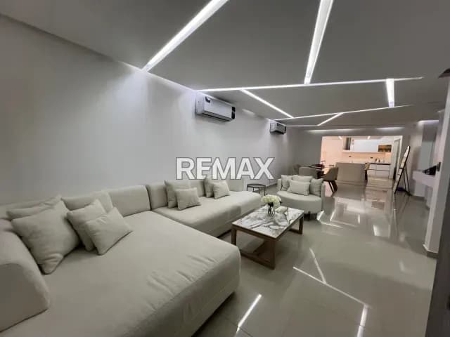 EN VENTA - Casa Remodelada en Araure