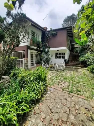 Casa En La Pedregosa Alta