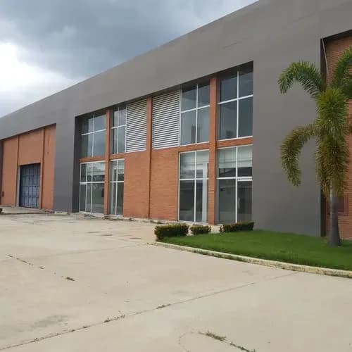 Roxanac Vende Galpón En Completo Industrial En Zona Industrial El Recreo Valencia