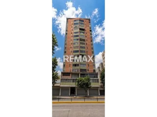 Se vende Penthouse 284mtrs en Chacao