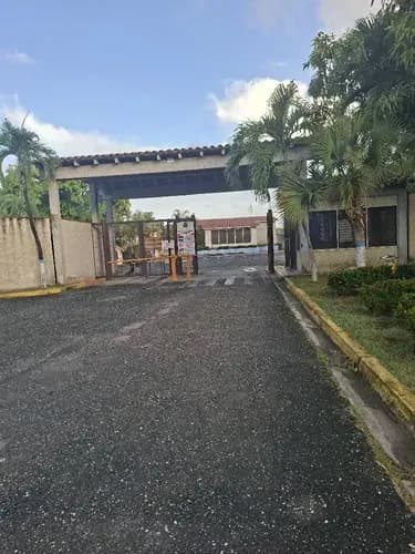 Casa En Alquiler Palm Beach Higuerote Ysuarez