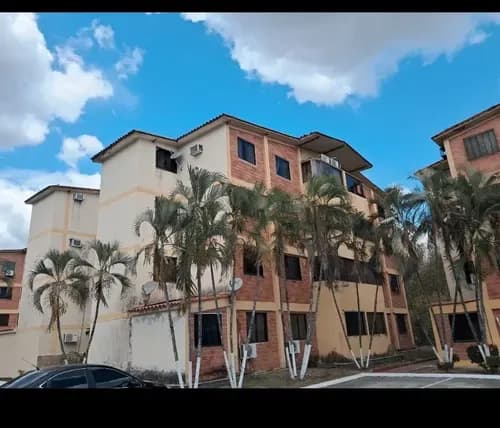 Apartamento En San Diego En Chalet Country Cercano A La Ujap