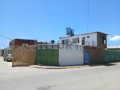 CASA DUPLEX CON ANEXO Y LOCAL PARA NEGOCIO