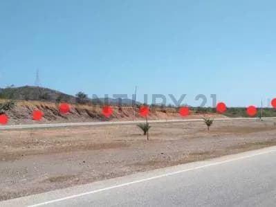 TERRENO EN VIA PRINCIPAL DE TAGUANTAR