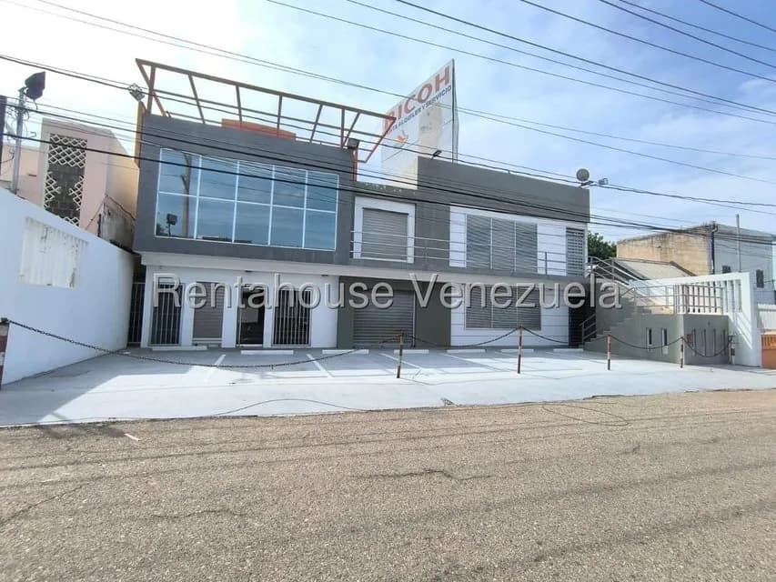 Comercial (Oficina) en Venta en Belloso, Zulia