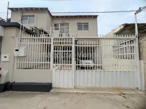 Lcda. Milagros Carrasquel Casa Alquiler Barquisimeto Lara Zona Centro Economica Residencial Economico Código Inmobiliaria Rent-a-house 26-18259