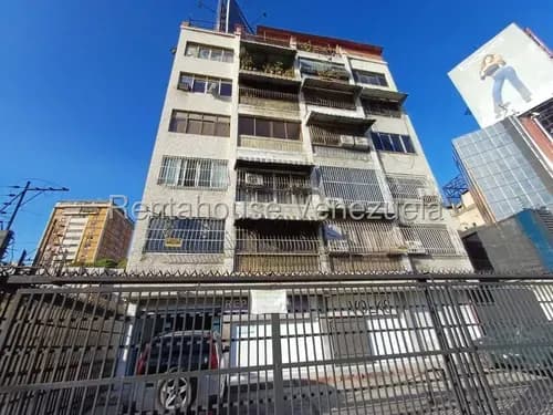 Excelente¨penthouse En Bello Monte. Tiene Estacionamiento Y Sin Fallas De Agua. #26-10855 Civf