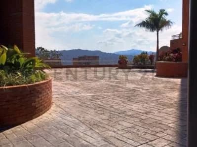 Penthouse de Lujo 3 Niveles Acabados de Primera ALTOS DE TEQUE TEQUE MACARACUAY