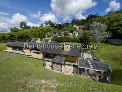 Venta De Linda Casa En Oripoto 26-10203