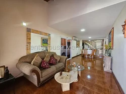 Casa Dúplex Remodelada En La Piedad: 3 Hab Con Baño, Piscina Y Tanque De 4.000l @eloisabermudez.rah