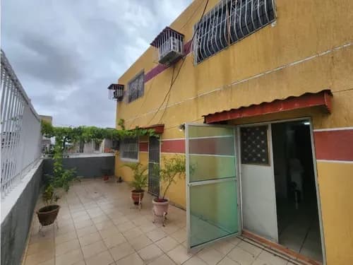 Casa Con Locales En Av Francisco De Miranda - El Tigre Ve45-129et-hper