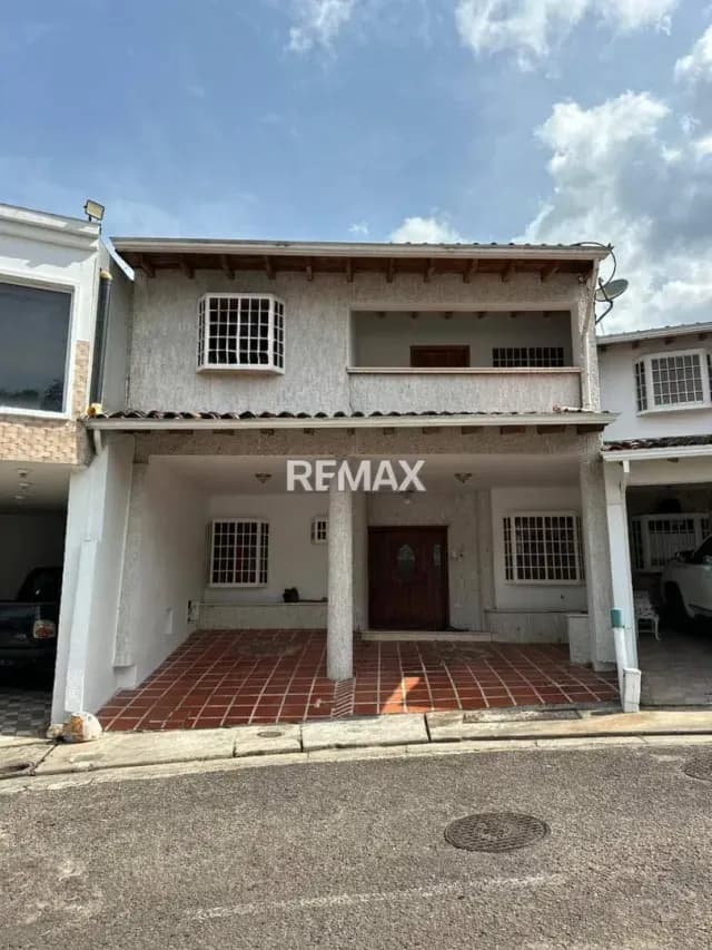 Casa. Venta. Las Acacias