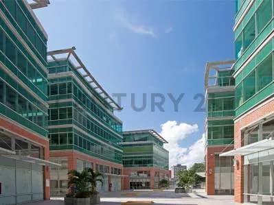 Venta de oficina remodelada en ciudad Center Boleita
