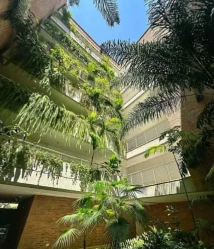 Apartamento En Alquiler De 110m2 En Campo Alegre