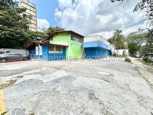 Casa Comercial En Alquiler En Chuao Caracas