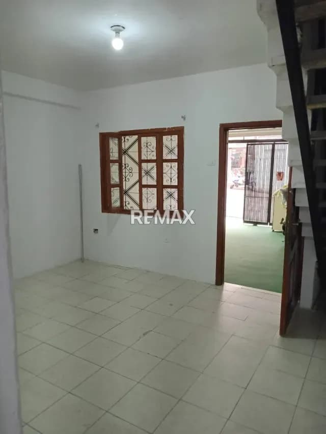 Local Comercial en Alquiler en Barrio San Carlos