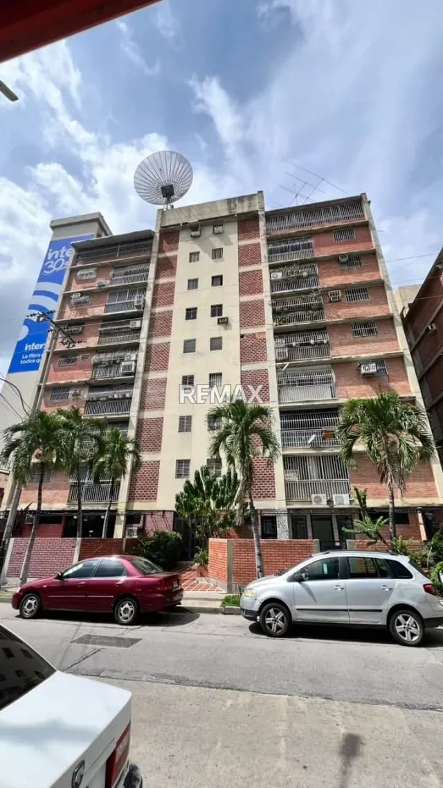 Alquilo Apartamento San Isidro