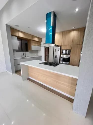 En Venta Casa A Estrenar - Urb. Trigal Norte, Valencia (o.r)