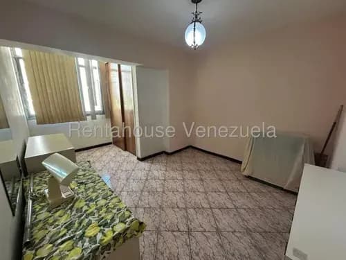 Ma Excelente Ubicacion Amplio Bien Distribuido Apartamento En Venta En Santa Eduviges 26-19758