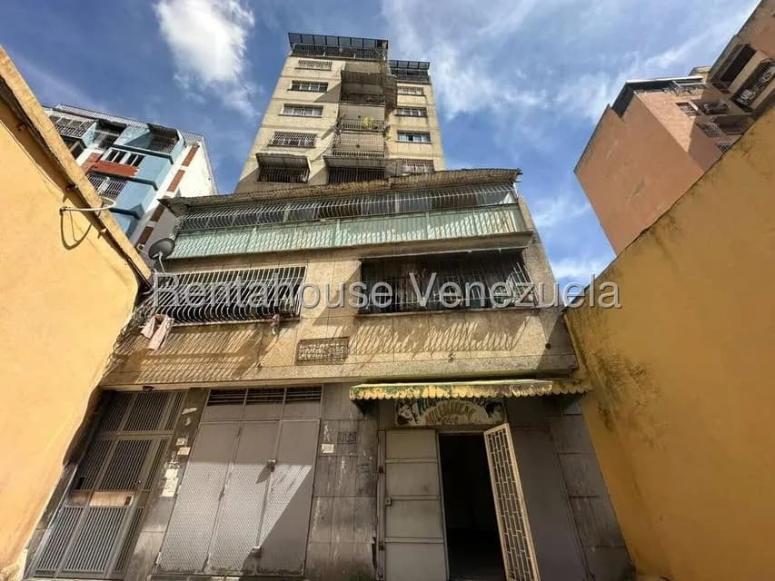 Comercial (Local Comercial) en Venta en San Martin, Distrito Metropolitano