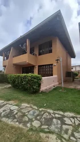 Gl Town House En Chichiriviche Ciudad Flamingo
