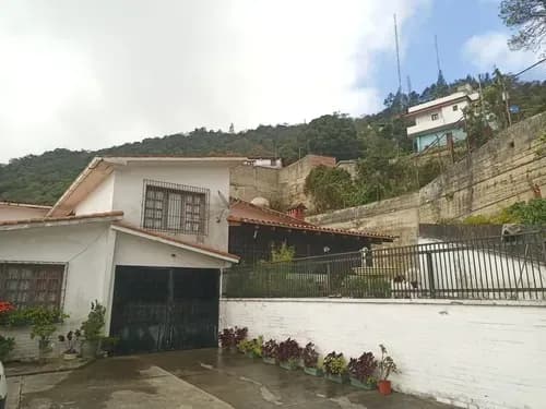 Amplia Casa En Venta Excelente Zona Del Junquito
