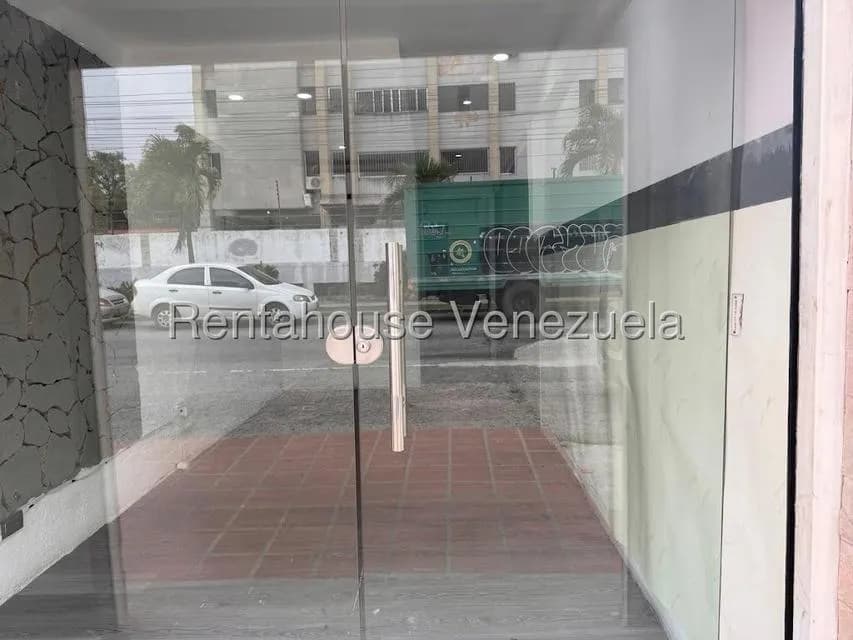 Comercial (Local Comercial) en Alquiler en Fundalara, Lara