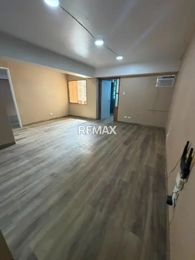 Venta de apartamento, cerca de la Plaza la Concordia