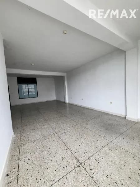 En Alquiler Oficina Nº 3 ubicada en Guanare, Av. Unda entre Carreras 12 y 13 Edificio Angela 1er Piso, Guanare, Portuguesa, Venezuela