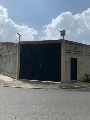 Vendo Solo Clientes Casa Con Locales En El Pueblo De San Diego Edo Carabobo Jrico