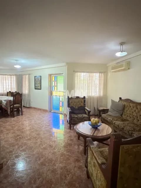 EN VENTA CASA PARA REMODELAR, URBANIZACIÓN LA SEGOVIANA, BARQUISIMETO