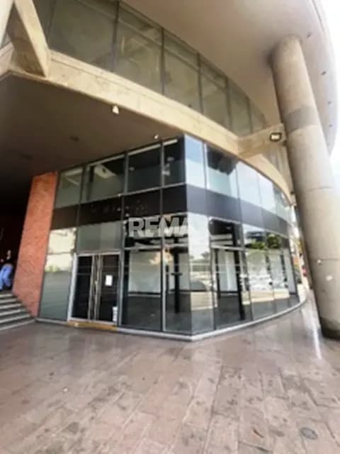 LOCAL COMERCIAL EN ALQUILER - URB. LOS DOS CAMINOS