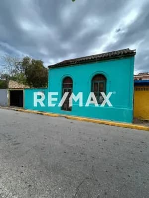 Casa en el casco Histórico de los Robles