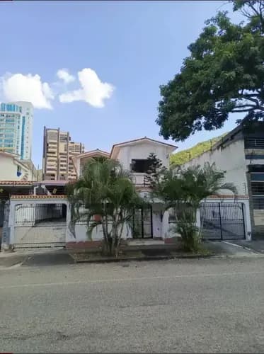 Casa En Venta En Urb Las Chimeneas