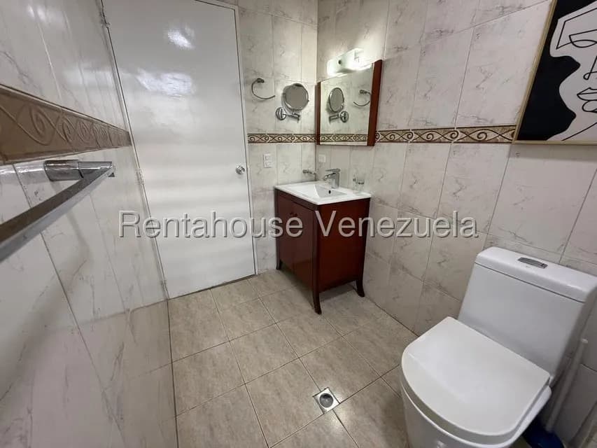 Apartamento (1 Nivel) en Alquiler en El Marques, Distrito Metropolitano