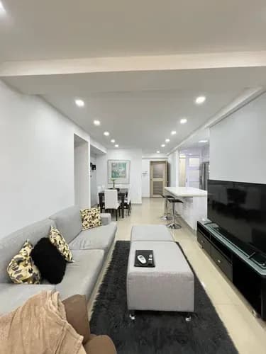 Se Alquila Apartamento En El Parral De Lujo Res. Utila (sr)