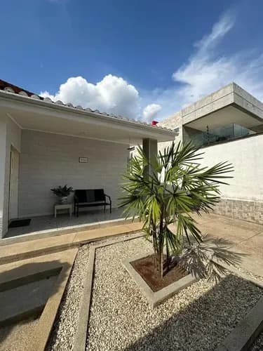 Michel Vende Casa En Trigal Sur Valencia Edo. Carabobo