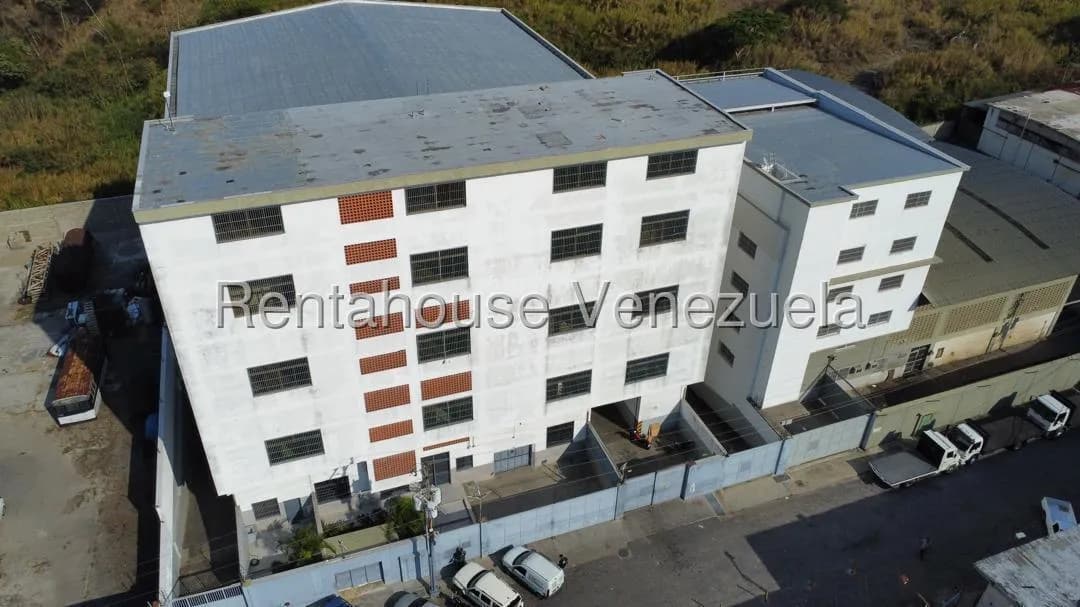 Comercial (Edificio) en Alquiler en Mariche, Distrito Metropolitano