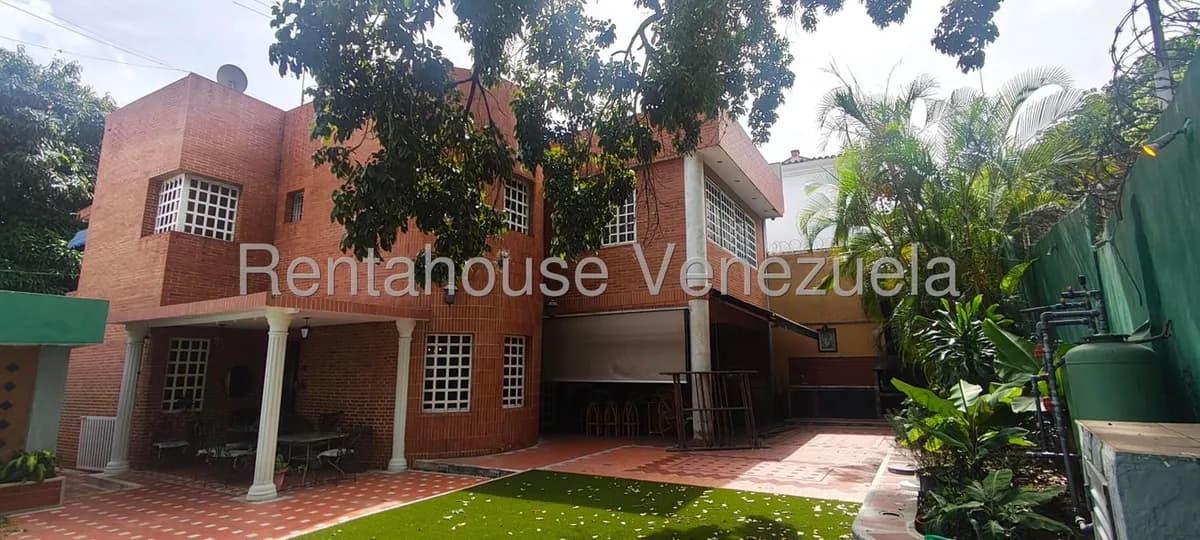Casa (Duplex) en Alquiler en Alta Florida, Distrito Metropolitano