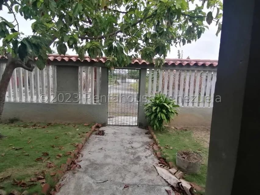 Terreno (Comercial) en Venta en Club Campestre El Paraiso, Miranda