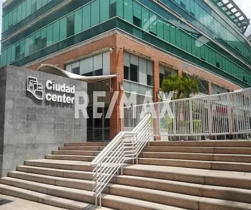 Hermosa Y Cómoda Oficina En Venta En Boleita Norte 73mts/1b/1pe